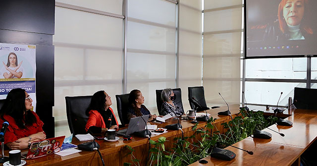 La presidenta de la CNDH, Rosario Piedra Ibarra, presentó la iniciativa “Rutas de acción por el derecho a una vida libre de violencias”.