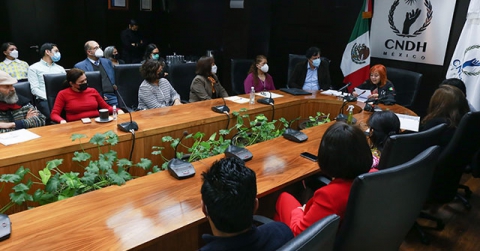 La presidenta de la CNDH, Rosario Piedra Ibarra firmó el Protocolo para la Prevención y atención del hostigamiento y/o acoso sexual y/o laboral al interior de este Organismo